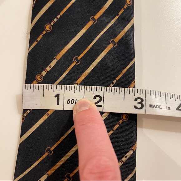 Auth. GUCCI Tie - Picture 9 of 9